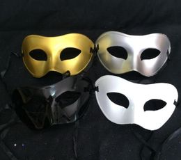 Promotion of low 50PCS Classic WomenMen Venetian Masquerade Half Face Mask for Party Costume Ball 4 colors3953049