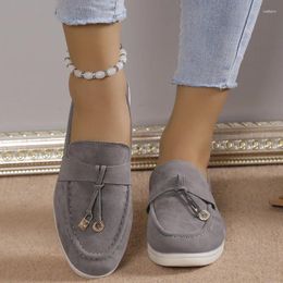 Casual Shoes Summer Cross-border Foreign Trade Large-size Metal Pendant Round Head Temperament Shallow European And American Fashi