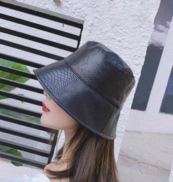 Stingy Brim Hats Fashion Leather Fishing Cap Winter Casual Bucket Hat Out Sun Protection Male Camping For Women6529099