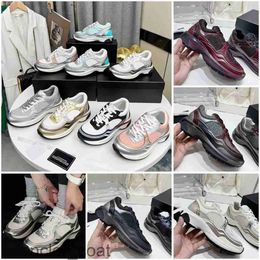 woman sneakers star sneakers out of office sneaker luxury channel shoe mens designer shoes men womens trainers sports casual shoe running shoes new trainer with box