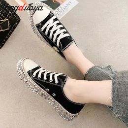 Fitness Shoes Women Sneakers Leopard Rivets Canvas Leisure Lace-Up Low Top Basket Femme Big Size