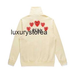 Tasarımcı Mens Hoodies Com Des Garcons Siyah Sweatshirt CDG Kırmızı Kalp Hoodie Boyutu X322