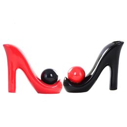 Ceramic Red High-Heeled Shoes Vase Home Decor Crafts Room Wedding Decoration Wine Cabinet Ornament Porcelain Figurines Gifts 240429