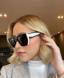 Glasses for Women with Large Faces and Slimming INS Black and White Panda Polygonal Sunglasses trendy 240429