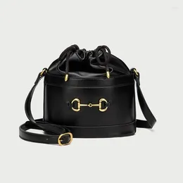 Shoulder Bags European And American Bucket Bag Fashion PU Small Round Diagonal Soft Surface Purses Handbags Luxury Designer