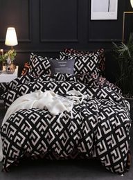 Fashion King Size Designer Bedding Set Covers 3 Pcs Letter Printed Silk5811234