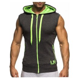Summer Men Sleeveless Tank Tops Bodybuilding Hoodie Tops Workout Solid Slim Vest Camiseta Casual Hooded Sweatshirt Vests MY359 240426