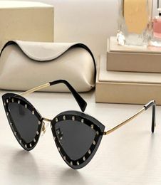 Sunglasses For Women Men Summer 2033 Cat Eye Style AntiUltraviolet Retro Plate Full Frame Fashion Eyeglasses Random Box3959246
