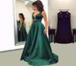 Hunter Green Prom Dresses 2020 Deep V Neck Satin FloorLength Long Dresses Party Evening Wear Open Back Vestido De Festa Prom Dres8340927