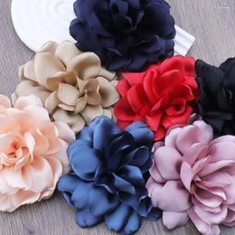 Brooches 12cm Satin Camellia Flower Brooch 2024 French Fashion Floral Corsage Multi-layered Women Hair Clips All-match Dress Accessory
