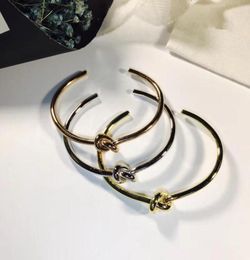 2020 stainless steel knotted bracelet men and women friendship bracelet silver rose gold open C shaped bracelet jewelry designer b3974041
