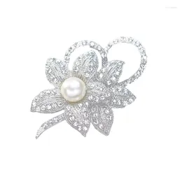 Keychains Classy Flower Brooch Pin With Shiny Created Crystal And Pearl For Christmas Wedding Or