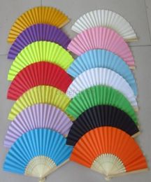 WholeSummer Style Ladies Bamboo Paper Fan Hollow Out Hand Folding Fans Decoration Favour Outdoor Wedding Party1584219