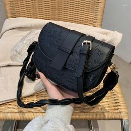 Shoulder Bags Luxury Handbags Women Designer Letter Saddle Crossbody Bag Ladies Leather Casual Small Female Retro Hand