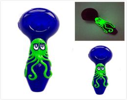 Glow in Dark 4 inch Hand Pipe Blue Octopus Pipe01234566824461