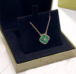 Classic Women Necklaces Crystal Flower Pendant Brand Designer Neck Chain 8 Colours Elegant Pendants Jewelry1414642