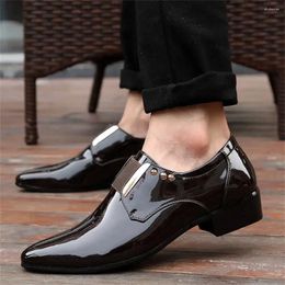 Dress Shoes Moccasin Normal Leather Evening Man Tenis 48 Sneakers Sports 2024 Cuddly Krasofka Exercise Imported