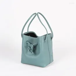 Drawstring 2025 First Layer Cowhide Bucket Bag Messenger Luxury Handbags Women Bags Designer 22cm