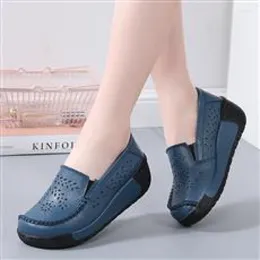 Casual Shoes 2024 Cross-Border Arrival Breathable Lightweight Fashion Flat Moccasins Youth Plus Size Women
