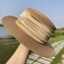 Berets Hat Women's 2024 French Casual Flat Top Ribbon Straw Retro Small American Sun Temperament Hepburn Style