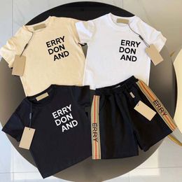 Designer baby Kids cotton T-shirts and shorts sets brand Boys Girls Clothes summer classic Cheque and bear Luxury Tshirts And Shorts