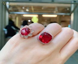 Cluster Rings Vinregem 925 Sterling Silver 1414 MM Oval Cut Ruby Created Moissanite Gemstone Party Rose Gold Ring For Women Fine 1097346