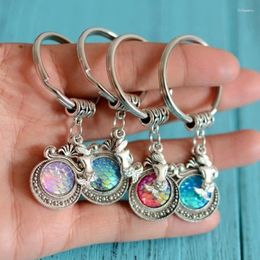 Keychains 5Pcs Set Fashion Sitting Mermaid And 5 Color Shimmery Fish Scale Charm Keychain Keyrings For Women Girls Jewelry Gifts