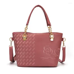 Shoulder Bags Women's 2024 Style Bag Fashion Embroidered Messenger Large Capacity Handbag
