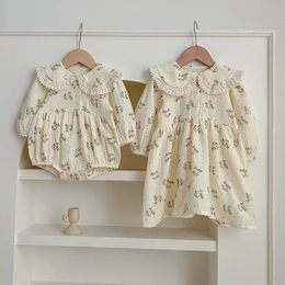 Family Matching Sister Clothing Cute Baby Girls Clothes Dress Flower Print Long Sleeves Rompers Kids Girl Spring 240418