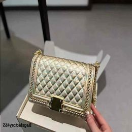 LOULS VUTT Fashionable Designer Bag Women's Classic Luxury Bag Woven Lingge Spicy Mom Bags Original Gold Plated Hardware Exquisite Tvka