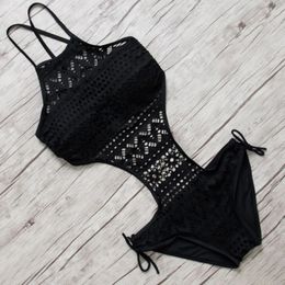 2023 Sexy Swimsuit Backless Halter Beach Swimwear Crochet Bikini Bathing Suit Black Swimming For Women 240425