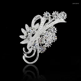 Brooches High Quality Fine Bijouterie Rhinestone Brooch Small Collar Wedding Bridal Pin Wholesale Hat Decoration