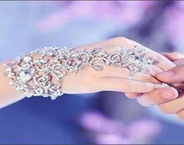 Luxury Elegant Crystal Rhinestones Diamonds Bracelet Wedding Glove Bridal Party Prom Jewellery Wristband Bracelets Selling8746326