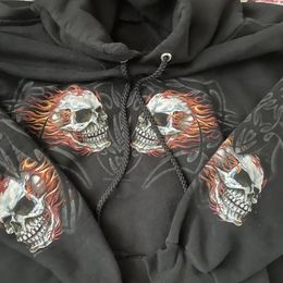 Streetwear Hoodie Y2K Retro Hip Hop Skull Graphic Print Black Oversized Sweatshirt Mens Gothic Pullover Clothes 240429