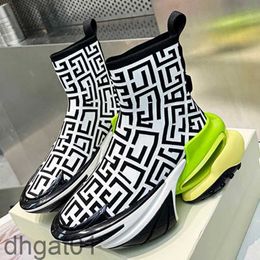 top quality Casual Shoes UFO Future Designer Sneakers Mens Unicorn high Sports Cool Style Bullet Head B Nail Air Cushion Elevated Sole Womens Socks Hoop Casu