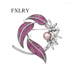 Brooches FXLRY French Vintage Zircon Pearl Leaf Brooch For Women Autumn/Winter Coat Accessories