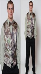 Realtree Camo Mens Vest with Four Buttons Tuxedo Vests for Men Suit Camouflage Custom Mens Wedding Vest for Groom Groomsmen5873890