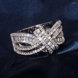 Cluster Rings Luxury Fashion Ring For Women S925 Sterling Silver Wedding Party Unique Bow Personality Zircon Exquisite Jewelry Wholesale