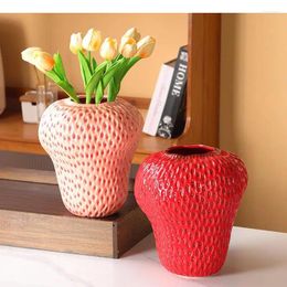 Vases Simulated Strawberry Ceramic Vase Flower Pots Decorative Flowers Arrangement Desk Decoration Modern Home Decor