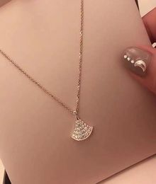 Fashion luxury small skirt diamond necklace ladies fanshaped pendant rose gold creative highquality gift8323442