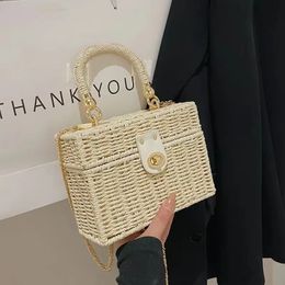 Rattan Black Straight Shoulder Bag Womens Handwoven Messenger Bag Summer Beach Square Box Straw Handbag Womens Bolsa Femina 240426