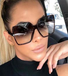 2019 Flat Top Oversize Square Sunglasses Women Fashion Retro Gradient Sun Glasses Female Black Big Frame Vintage Eyewear Gafas Ocu5479573