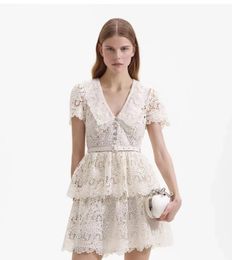French niche fragrance short sleeved V-neck white exquisite lace hollowed out cake dress with waistband skirt