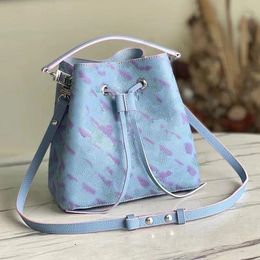 Women Leather Crossbody Shoulder Bags Women Messenger Bags Bucket Bag Detachable Shoulder Strap Cross Body String Painted Iridescent Gr Bujv