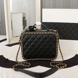 luxury shopping bag center small luxuries ASSMALL VANITY CASE make-up box handbag cosmetic beauty suddenly increased a chain has more F Shxd