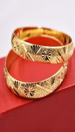 2 Pieces Whole Classic Carved Womens Bangle 10mm Wide 18k Yellow Gold Filled Fashion Bracelet Openable Jewelry Dia 60mm2334845