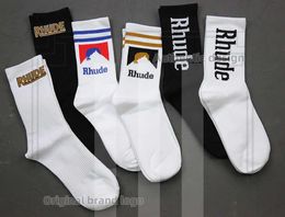 Rhude Sock Men Sock Women Designer Luxury High Quality Pure Cotton Comfort Brand Representative Deodorization Absorb Sweat Let In Air Stockings Fashion Black 104