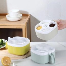 Storage Bottles Plastic Four Grid Integrated Seasoning Box Sealed Large Capacity Condiments Container Dustproof With Lid And Spoons