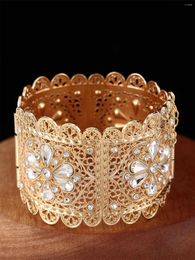 Bangle A Vintage Lady's Alloy Bracelet Moroccan Bride Rhinestone-studded Can Open Flower Shape Hand Jewelry