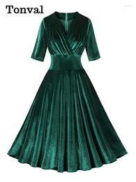 Party Dresses Tonval Ruched V-Neck Green Velvet Elegant For Women Winter Half Sleeve High Waist Vintage Christmas Swing Dress